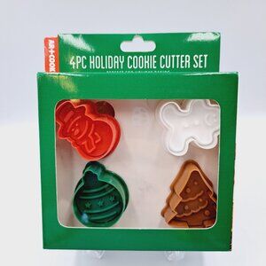 Set Of Christmas Tree, Snowman, Gingerbread Man & Ornament Holiday Cookie Cutter